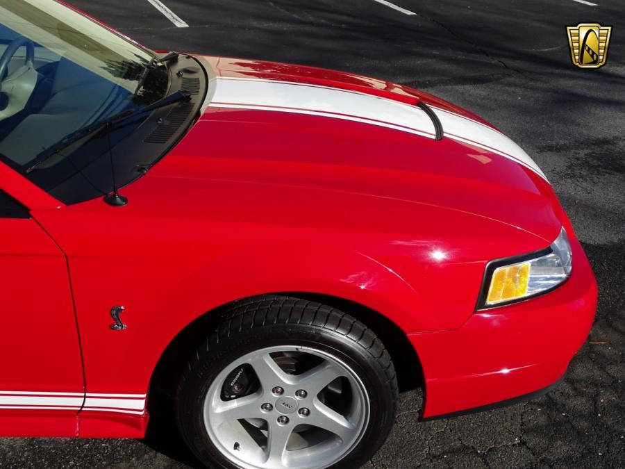 Детали экстерьера Ford Mustang SVT Cobra Coupe 1999 года  (фото 39 из 84)
